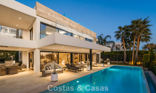 Villa contemporaine de luxe au design minimaliste à vendre à Nueva Andalucía, Marbella 808128 