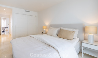 Appartement moderne à vendre avec piscine et vue sur la mer dans une résidence exclusive à Nueva Andalucía, Marbella 808136 