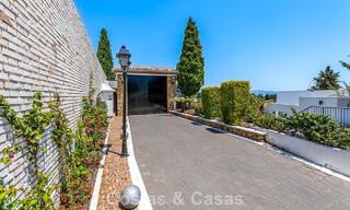 Charmante maison mitoyenne à vendre dans une résidence sécurisée à deux pas de Puerto Banús, Marbella 808536 