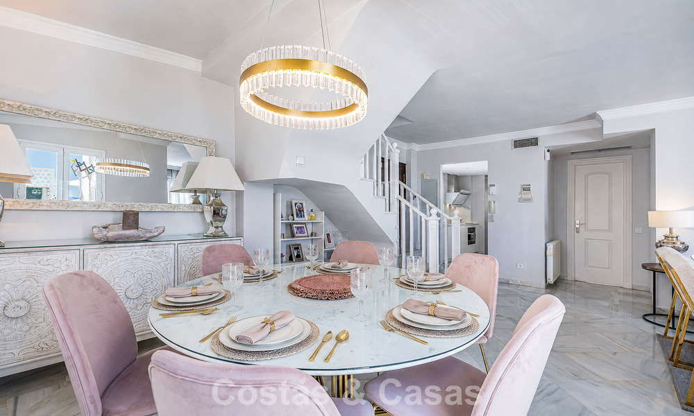 Charmante maison mitoyenne à vendre dans une résidence sécurisée à deux pas de Puerto Banús, Marbella 808538