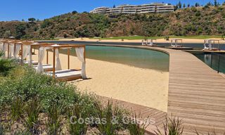 Appartements contemporains de luxe à vendre dans un resort de golf dans les collines de Marbella - Benahavís 808670 