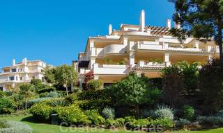 Appartements de luxe en première ligne de golf à acheter dans la région de Marbella - Benahavis 23826 