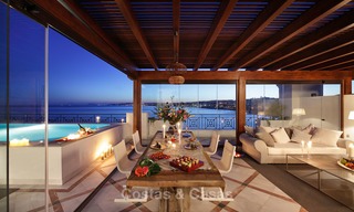 Appartements de luxe près de la plage à vendre, Estepona, Costa del Sol avec vue sur mer 9787 