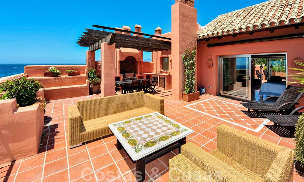 Penthouse exclusif près de la plage à vendre à Los Monteros, Marbella 37186