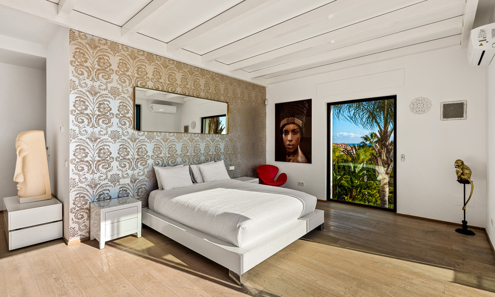 Villa exclusive de style moderne à acheter sur un parcours de golf connu dans la zone de Marbella - Benahavis - Estepona 37618