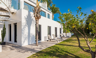 Villa exclusive de style moderne à acheter sur un parcours de golf connu dans la zone de Marbella - Benahavis - Estepona 37637 