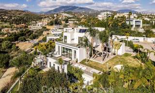 Villa exclusive de style moderne à acheter sur un parcours de golf connu dans la zone de Marbella - Benahavis 49495 