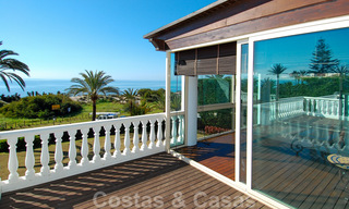 Villa exclusive en première ligne de plage à vendre dans l' Est de Marbella 30530 