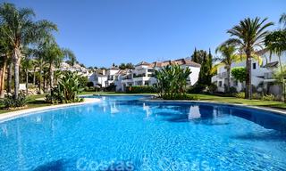Bonne affaire! Appartements en vente dans la confortable urbanisation fermée de Nueva Andalucía - Marbella 20685 