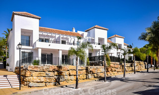Bonne affaire! Appartements en vente dans la confortable urbanisation fermée de Nueva Andalucía - Marbella 20688 