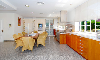 Villa de luxe de style colonial à acheter à l' Est de Marbella 22549 