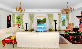 Villa de luxe de style colonial à acheter à l' Est de Marbella 22552 