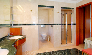 Villa de luxe de style colonial à acheter à l' Est de Marbella 22557 