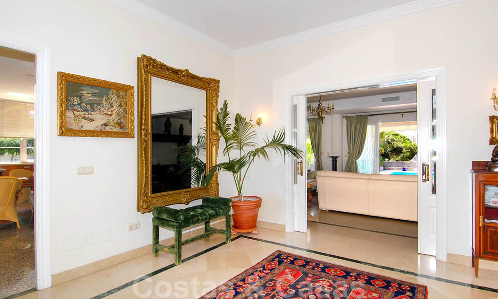 Villa de luxe de style colonial à acheter à l' Est de Marbella 22570