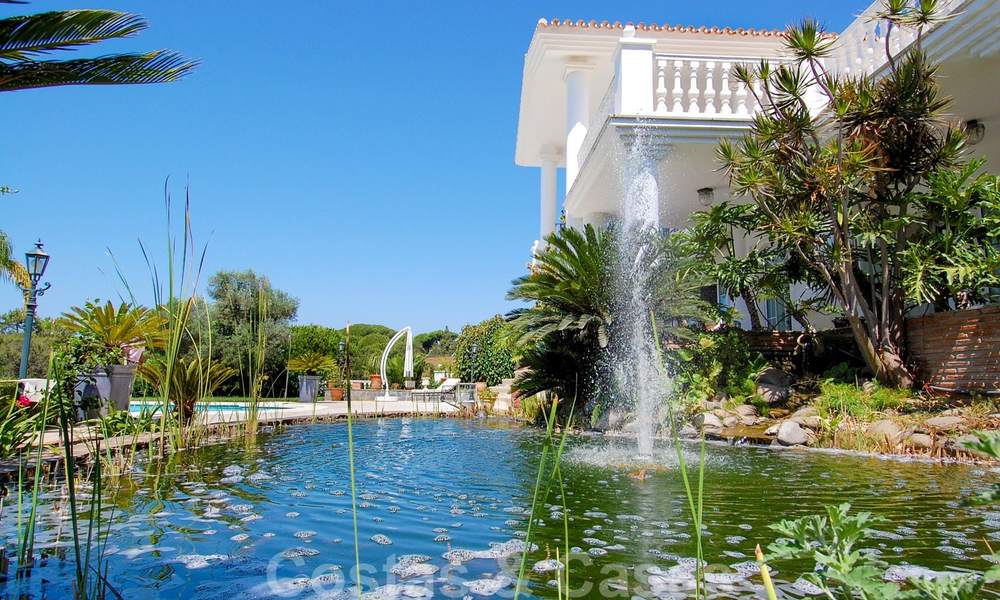 Villa de luxe de style colonial à acheter à l' Est de Marbella 22577