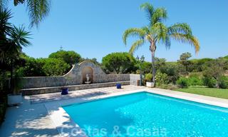 Villa de luxe de style colonial à acheter à l' Est de Marbella 22580 