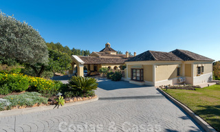 Opportunité! Villa de golf exclusive à vendre à La Zagaleta dans la zone de Marbella - Benahavis. Prix très réduit. 28439 