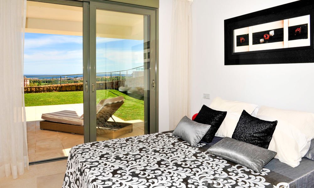 Appartements modernes et luxueux en première ligne du golf avec une vue imprenable sur le golf et la mer à vendre à Marbella - Benahavis 23890