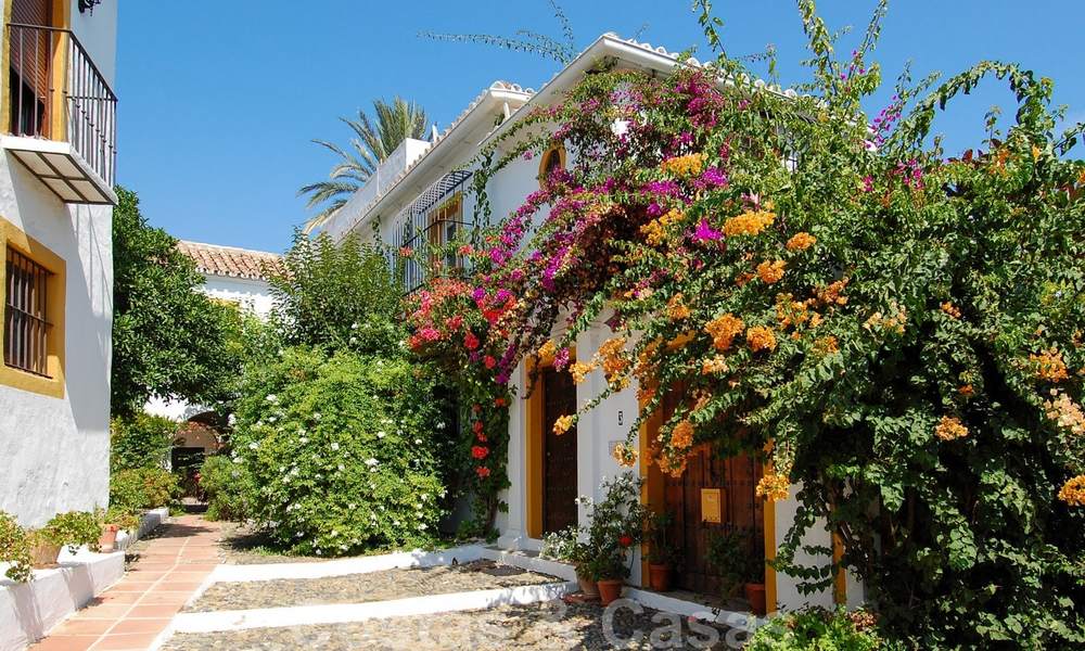 Maisons mitoyennes à vendre de style andalouses à Marbella 28250