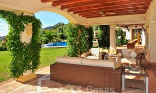 Charmante villa de luxe de style andalou à acheter dans la Zagaleta, Marbella - Benahavis 20443 