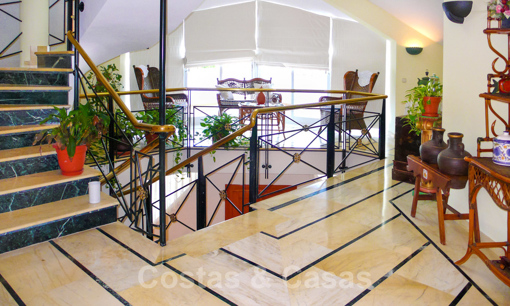 ?Villa unique en vente dans une zone réputée du Nouveau Golden Mile à Estepona - Marbella 22757