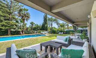 Villa moderne de luxe à vendre dans la vallée du golf de Nueva Andalucia, à distance de marche de Puerto Banus, Marbella 51028 