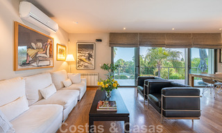Villa moderne de luxe à vendre dans la vallée du golf de Nueva Andalucia, à distance de marche de Puerto Banus, Marbella 51044 