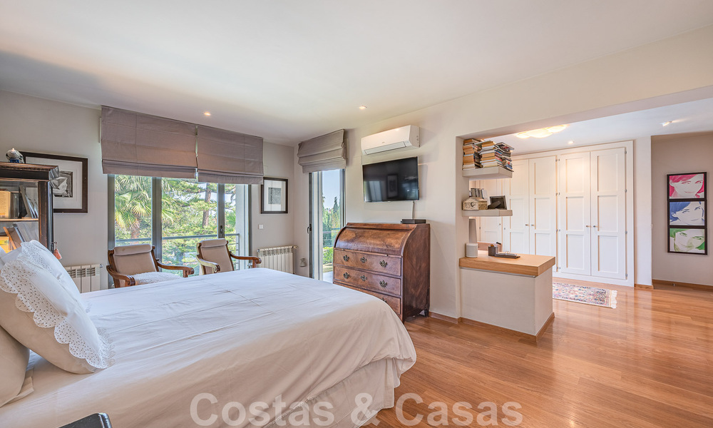Villa moderne de luxe à vendre dans la vallée du golf de Nueva Andalucia, à distance de marche de Puerto Banus, Marbella 51045