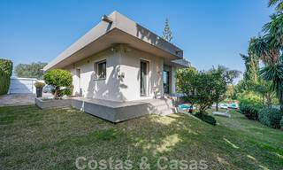 Villa moderne de luxe à vendre dans la vallée du golf de Nueva Andalucia, à distance de marche de Puerto Banus, Marbella 51047 