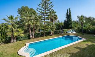Villa moderne de luxe à vendre dans la vallée du golf de Nueva Andalucia, à distance de marche de Puerto Banus, Marbella 51054 