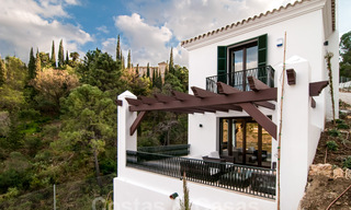 Villa moderne de style andalou à acheter dans la zone de Marbella - Benahavis 29485 