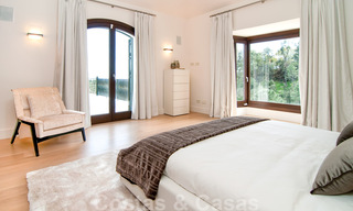 Villa moderne de style andalou à acheter dans la zone de Marbella - Benahavis 29518 