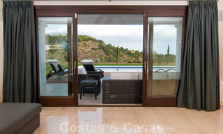 Villa moderne de style andalou à acheter dans la zone de Marbella - Benahavis 29551 