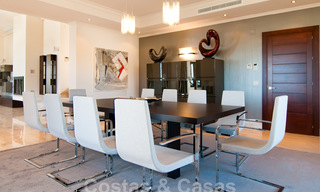 Villa moderne de style andalou à acheter dans la zone de Marbella - Benahavis 29558 