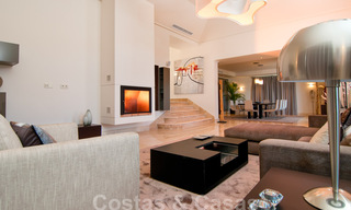 Villa moderne de style andalou à acheter dans la zone de Marbella - Benahavis 29562 