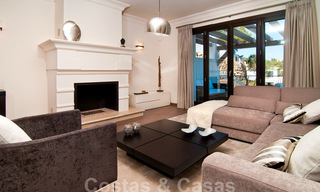 Villa moderne de style andalou à acheter dans la zone de Marbella - Benahavis 29568 