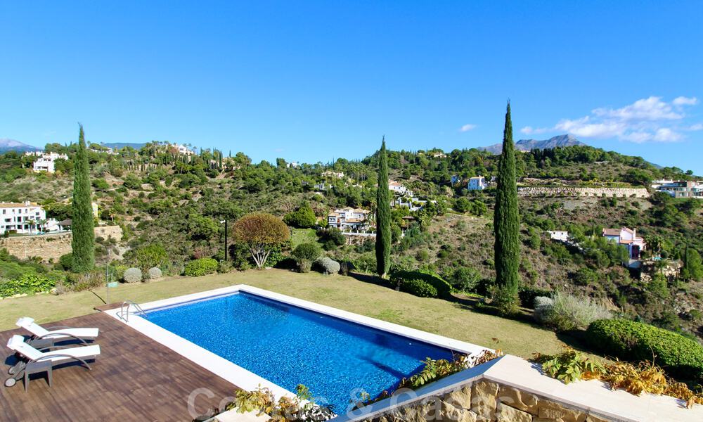 Villa moderne de style andalou à acheter dans la zone de Marbella - Benahavis 31588