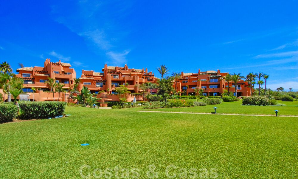 Appartements et penthouses de luxe à vendre en première ligne de plage à Marbella 33852