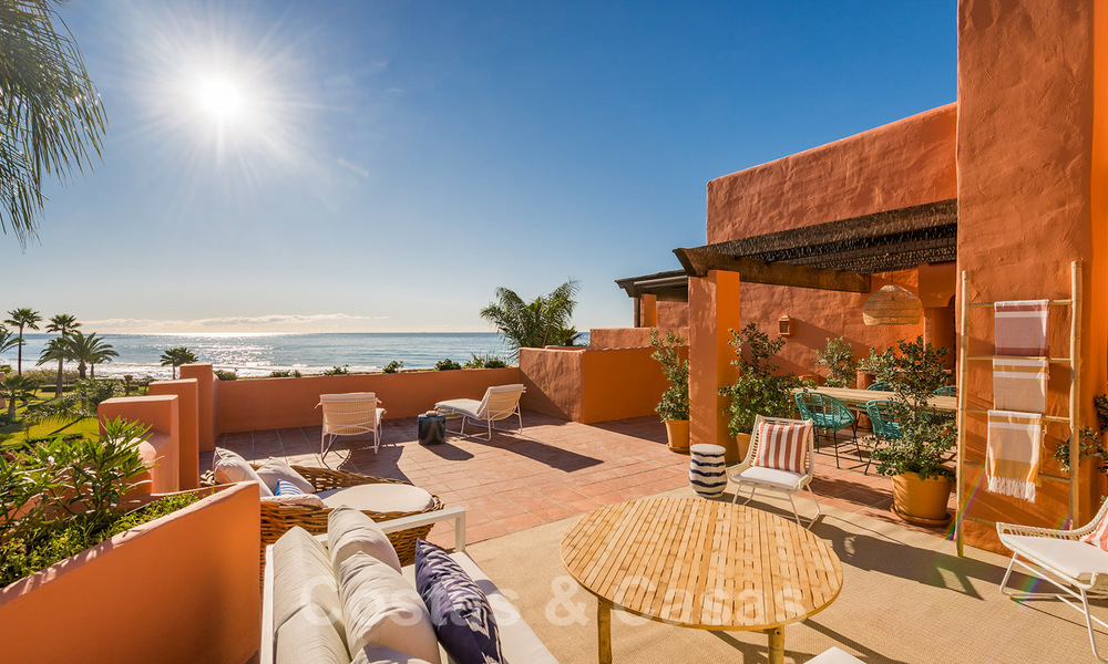 Appartements et penthouses de luxe à vendre en première ligne de plage à Marbella 33874