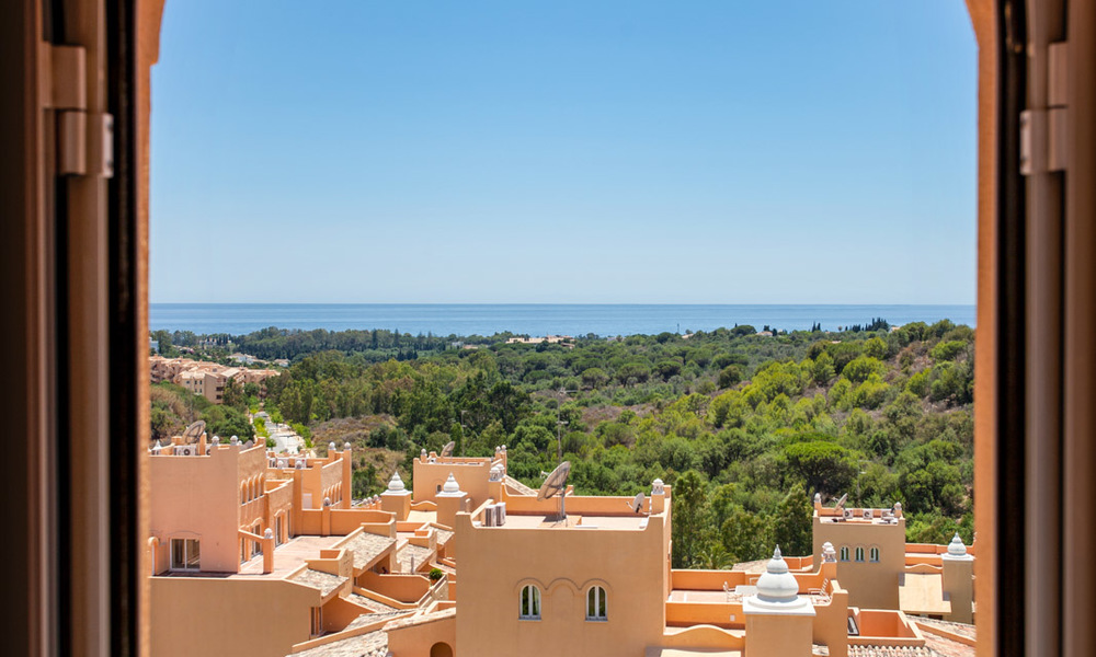 Appartements avec de grandes terrasseset vue sur mer en vente à Elviria, l' Est de Marbella 20270