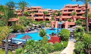 Appartement penthouse exclusif en première ligne de plage à vendre, New Golden Mile, entre Marbella et Estepona 23214 