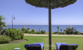 Appartement penthouse exclusif en première ligne de plage à vendre, New Golden Mile, entre Marbella et Estepona 23232 