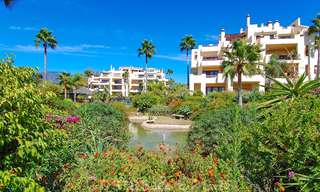 Appartements de premier étage de luxe à vendre dans un complexe en première ligne de plage, nouvelle Mille d' Or, Marbella - Estepona 26974 