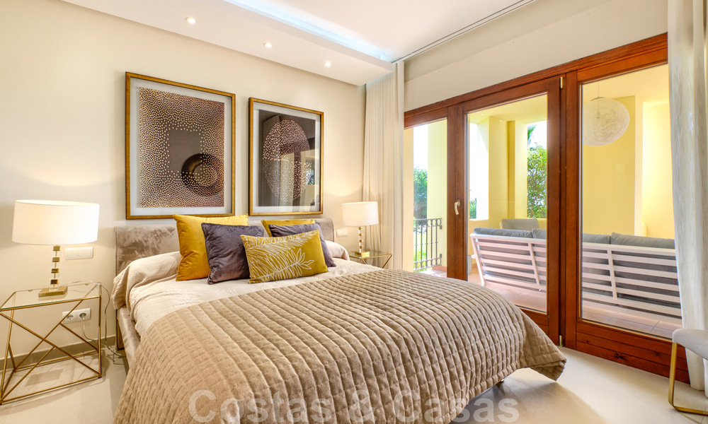 Appartements de premier étage de luxe à vendre dans un complexe en première ligne de plage, nouvelle Mille d' Or, Marbella - Estepona 26987