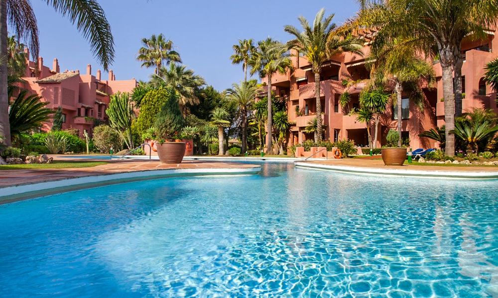 Penthouses et appartements à vendre dans un complexe de plage à Marbella Est 21323