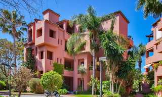 Penthouses et appartements à vendre dans un complexe de plage à Marbella Est 21324 