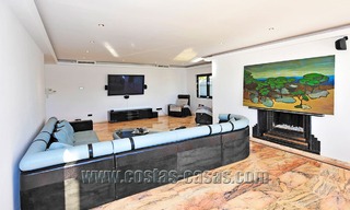 Villa moderne contemporaine en première ligne de plage à vendre à Marbella 5428 