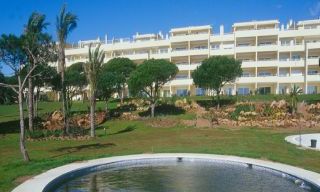 Appartements et penthouse en première ligne de plage à Cabopino Marbella 3